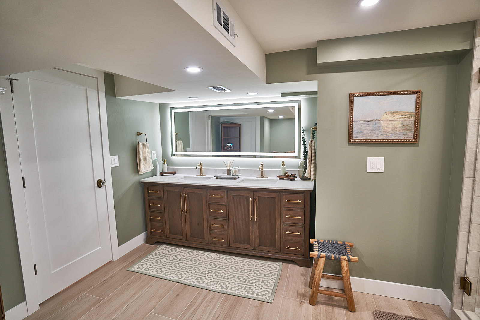 Rouse master bath remodel: Completed bathroom (Photo 5/10)